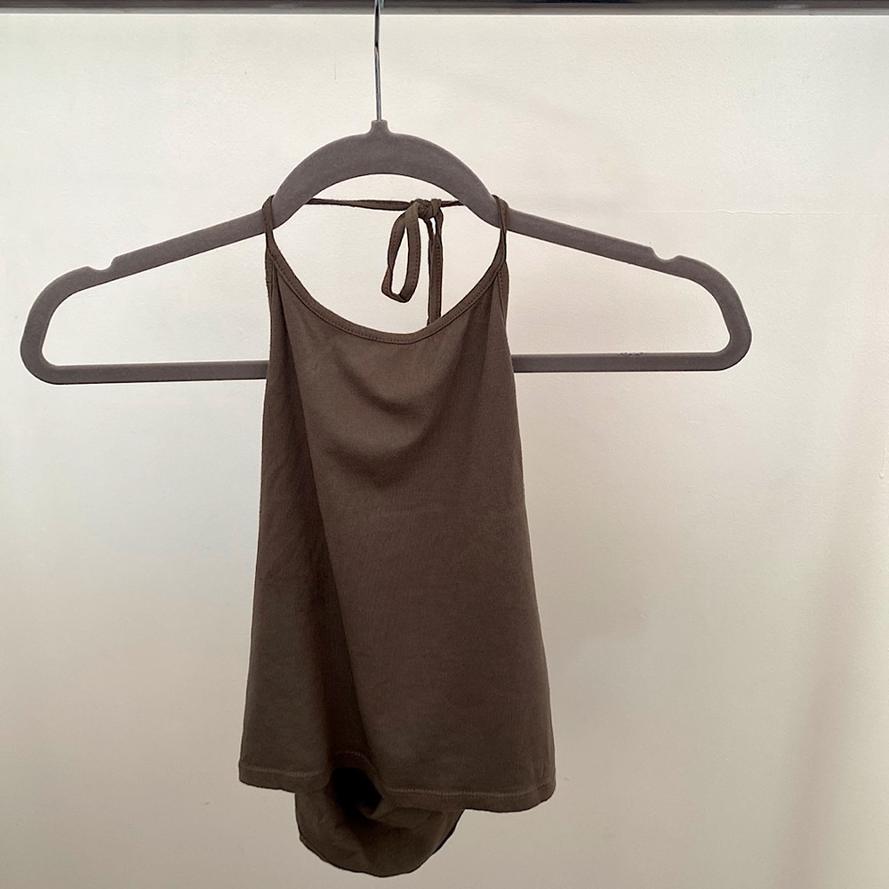 Crop top halter top